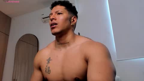 adambrocs1 online show from 09.28.25