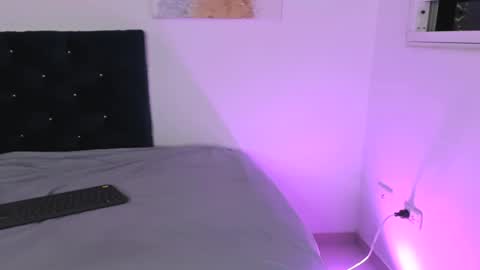 ADAMS Y NIKI online show from 12.17.24