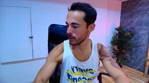 Im Adams Sanz online show from 03.04.26