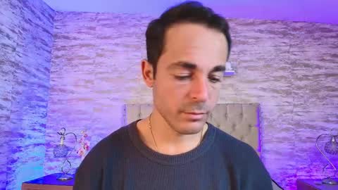 Im Adams Sanz online show from 04.16.26