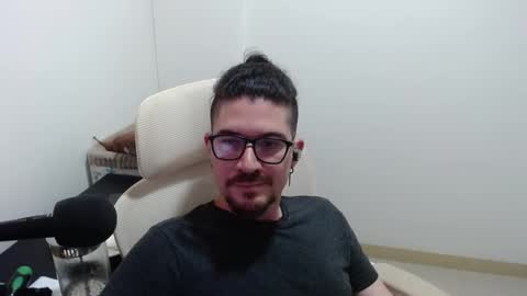 Snapshot of adamussutekh chatting on 02.10.26 Adam online show from 02.10.26
