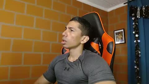 Snapshot of adan_sin1 chatting on 03.03.25 Adan Sin online show from 03.03.25