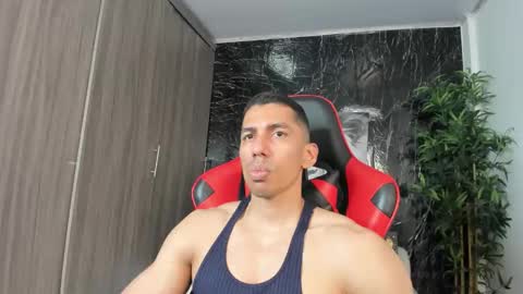 Snapshot of adan_sin1 chatting on 05.06.26 Adan Sin online show from 05.06.26