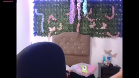 Snapshot of adara_cute_69 chatting on 05.18.26 Adara online show from 05.18.26