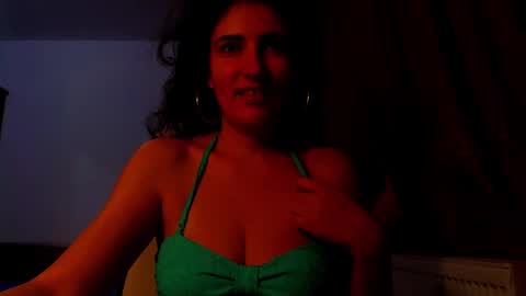 amy        online show from 02.01.25