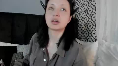 Snapshot of adeelinee chatting on 06.22.26 Ade online show from 06.22.26