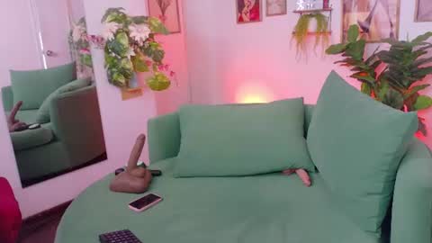 Snapshot of adeellee_ chatting on 06.29.26 adeellee online show from 06.29.26