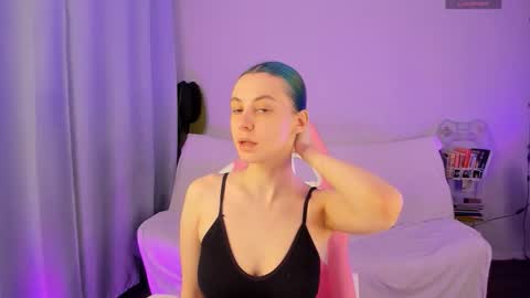 Adelle online show from 03.10.26