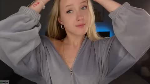 Snapshot of adele_armas chatting on 03.15.26 Adele online show from 03.15.26