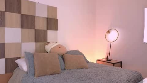 Andrea online show from 02.11.26