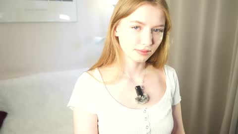 Snapshot of adele_laurie_ chatting on 06.21.26 Adeline online show from 06.21.26