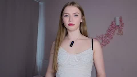 Snapshot of adele_laurie_ chatting on 06.26.26 Adeline online show from 06.26.26