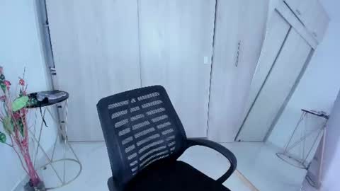 Carolina online show from 07.08.26