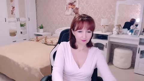 AdeleMoran online show from 02.22.25