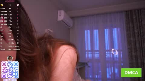 Snapshot of adeles_vibes chatting on 02.16.26 Adele online show from 02.16.26