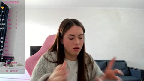 Snapshot of adelesaturn chatting on 02.19.25 Adele online show from 02.19.25