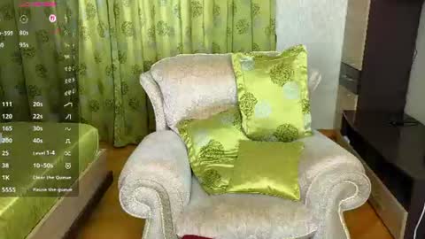 Snapshot of adelina_cowell chatting on 06.16.26 Adelina online show from 06.16.26