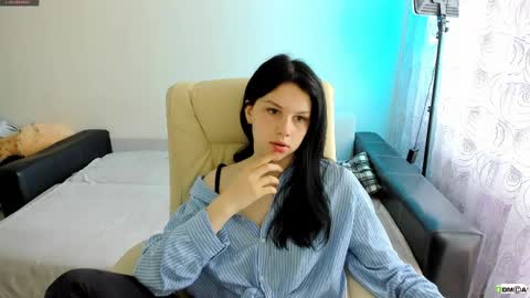 Snapshot of adelina_xxx chatting on 05.20.26 adelina_xxx online show from 05.20.26