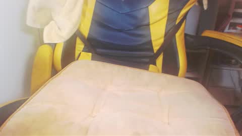 Adellahuge05 online show from 01.06.26