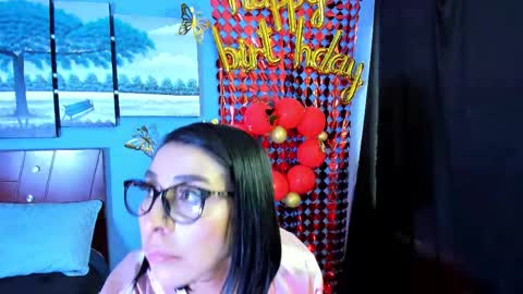 Snapshot of adellelennox_cg chatting on 09.16.25 Adelle online show from 09.16.25