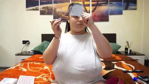 Adellineee online show from 02.22.25