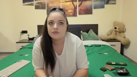 Adellineee online show from 04.01.26