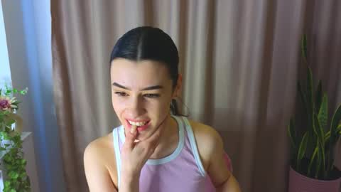 Snapshot of adellyy chatting on 03.17.26 Adellyy online show from 03.17.26