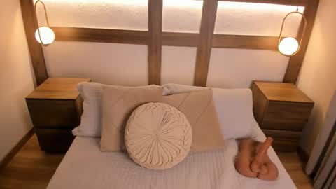 Snapshot of adhara_black01 chatting on 11.20.25 Adhara online show from 11.20.25