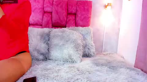 Snapshot of adhara_smith_ chatting on 06.17.26 online show from 06.17.26
