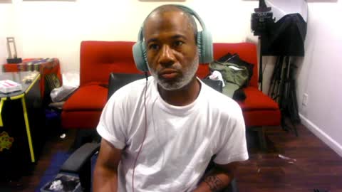 Snapshot of adick_ting chatting on 05.28.26 adick_ting online show from 05.28.26