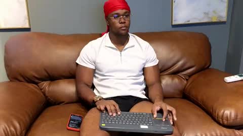 Snapshot of adonisknigh chatting on 01.31.25 Adonis Knight online show from 01.31.25