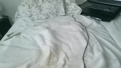 adonysse online show from 10.03.25