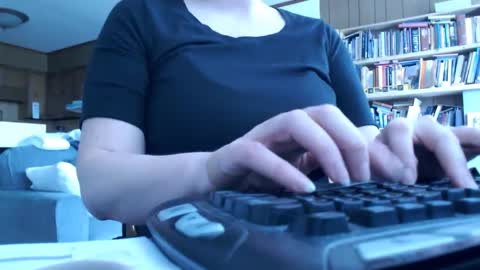 adorable22 online show from 01.30.25