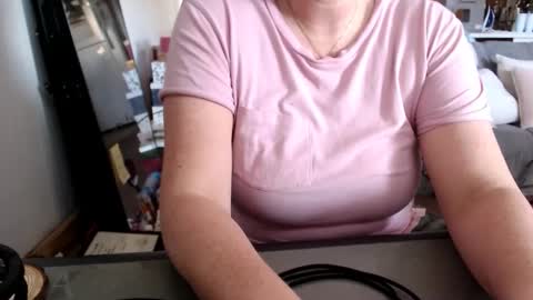 adorable22 online show from 02.17.25