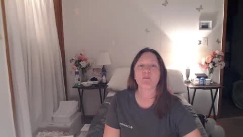 Snapshot of adorable22 chatting on 03.25.26 adorable22 online show from 03.25.26