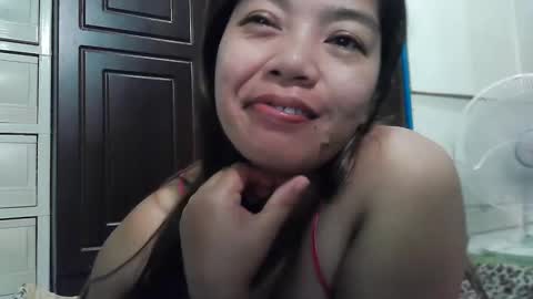 Snapshot of adorable_anna chatting on 01.22.25 annelovesu online show from 01.22.25