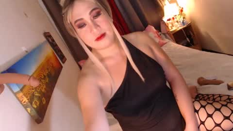 MsKim  online show from 03.05.25