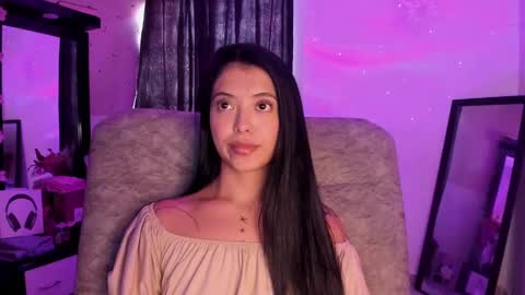 Snapshot of adorabolt chatting on 02.26.25 Stormi online show from 02.26.25