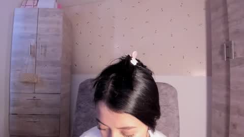 Snapshot of adorabolt chatting on 09.20.25 Stormi online show from 09.20.25