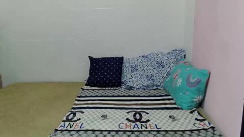 Snapshot of adorned_avah chatting on 03.12.25 Eve online show from 03.12.25