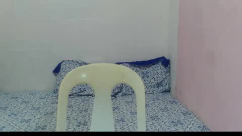 Snapshot of adorned_avah chatting on 11.14.25 Eve online show from 11.14.25