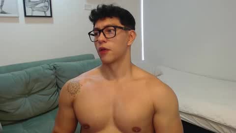 Adrian del Mar online show from 02.21.26