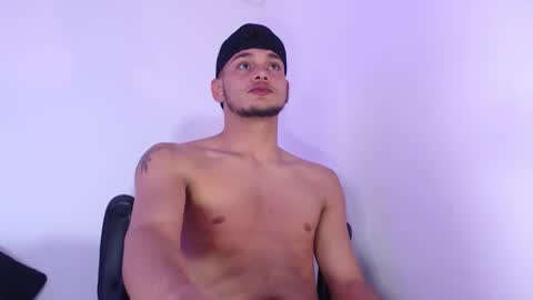 adrian_ferrebusxxx online show from 12.22.25