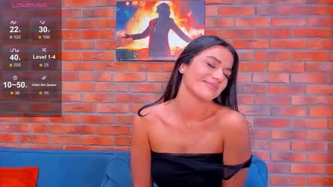 Adriana online show from 11.14.25