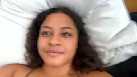 Princess Adri online show from 02.18.25