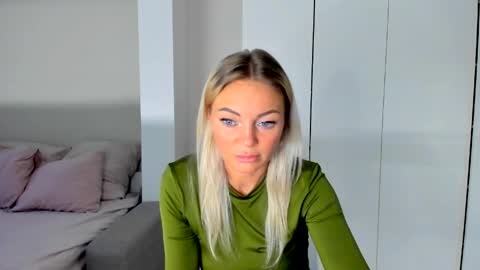 Adriana online show from 05.16.26