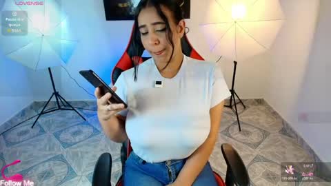 adrianax28 online show from 04.23.26