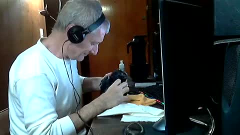 Snapshot of adrianlatino chatting on 06.12.26 Adrian online show from 06.12.26