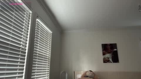 Adrianna  online show from 10.10.25