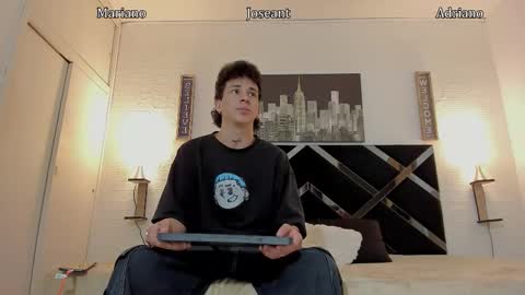 Snapshot of adriano_bigcock chatting on 10.22.25 Adrian online show from 10.22.25